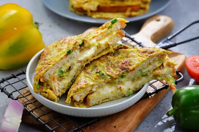 cheese-bread-omelette